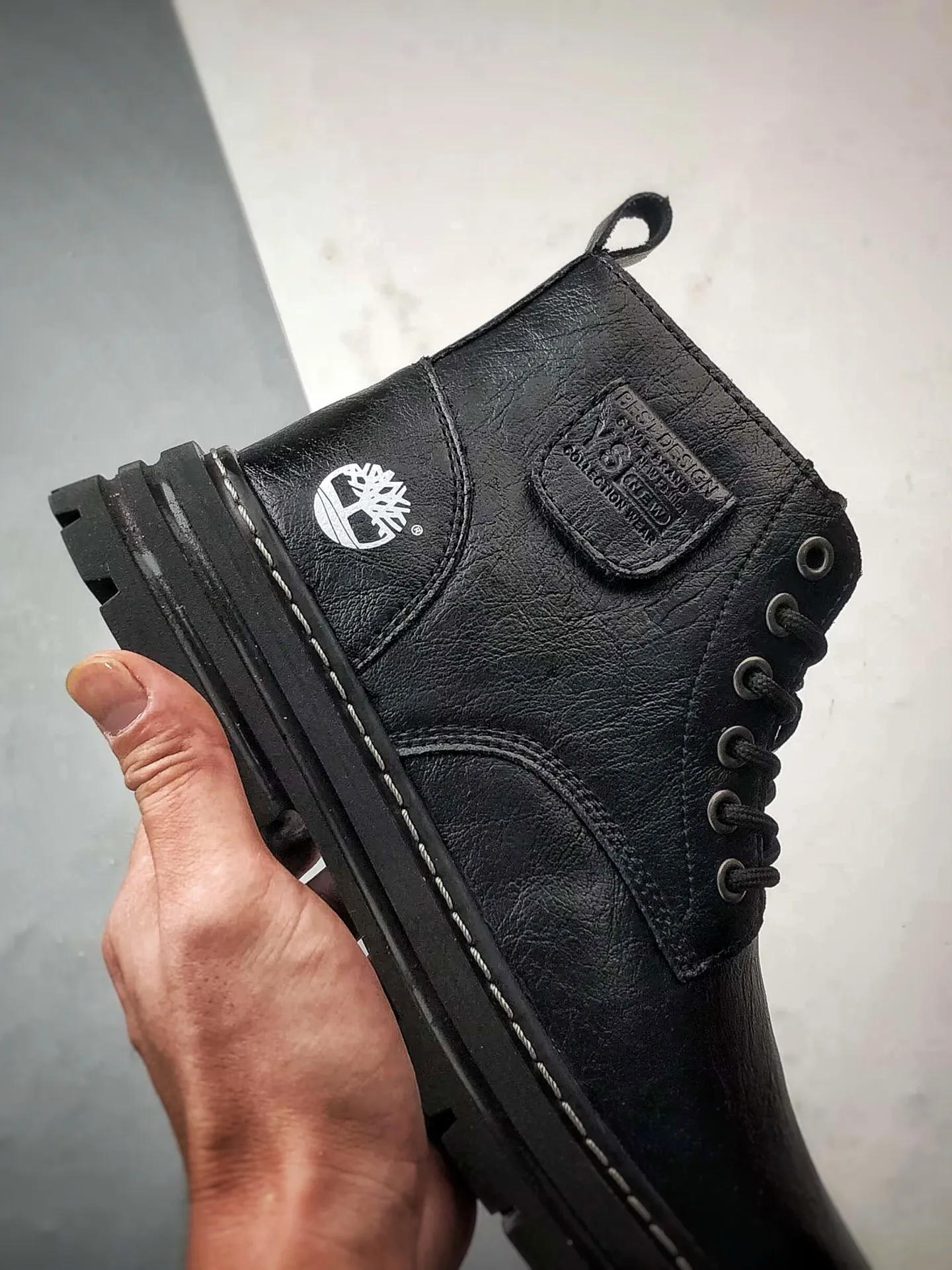 💰440 Timberland Timberland/Timberland 2025 autumn and winter new style classic high-top casual men's shoes, newly upgraded, Guangdong factory quality, original box and original packaging, the fabric is made of Italian top frosted cowhide, with anti-odor and anti-corrosion genuine leather latex insoles, giving you a perfect wearing experience. High-quality and durable, a must-have for sportsmen. Specializes in not looking handsome. High-quality, first-class foot feel. Exclusive supply. Item number: TB99776713 Code number: 39 40 41 42 43 44 (standard code)